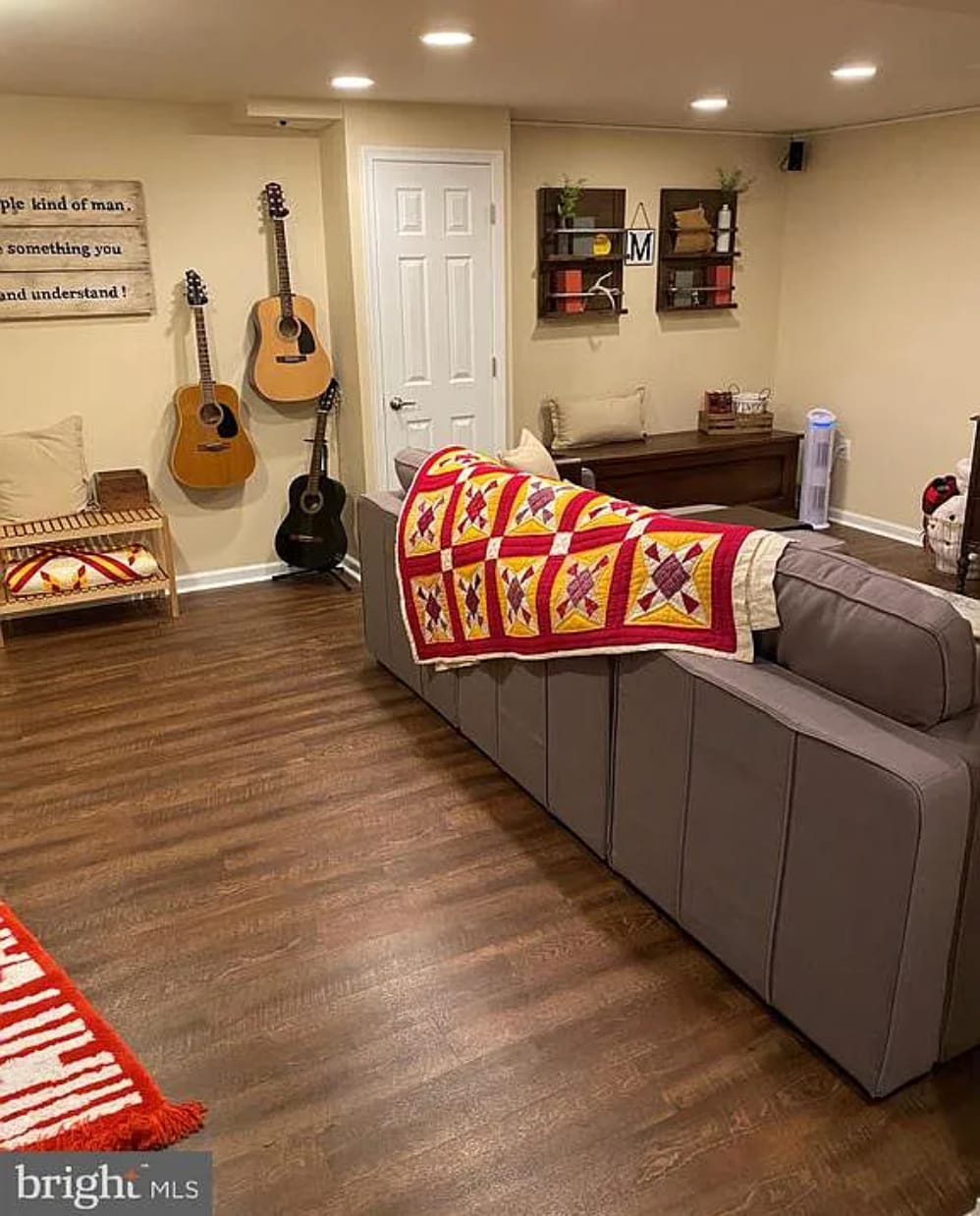 Building Photo - 17570 Macduff Ave