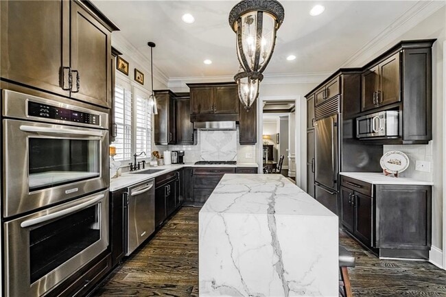 Building Photo - 1122 Ashton Bluff Dr NE