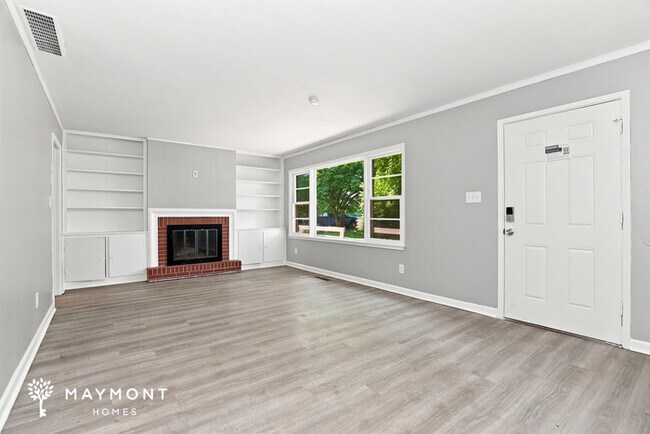 Building Photo - 4931 Fairfield Cir