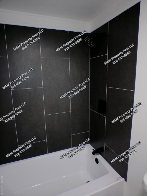 Building Photo - 8208 W 81st St