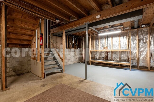 Building Photo - 7714 Baggins Rd