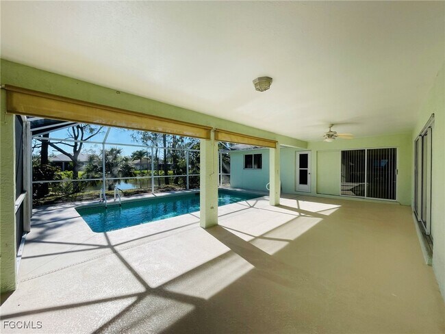 Building Photo - 10620 Wood Ibis Ave