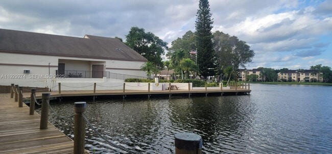 Building Photo - 3150 NW 42nd Ave