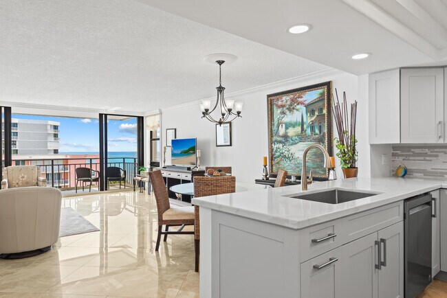 Building Photo - 3009 S Ocean Blvd