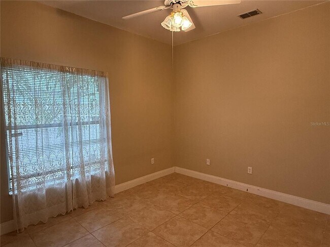 Building Photo - 1373 Foxforrest Cir
