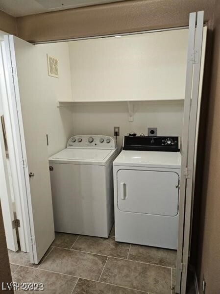 Building Photo - 2201 Ramsgate Dr