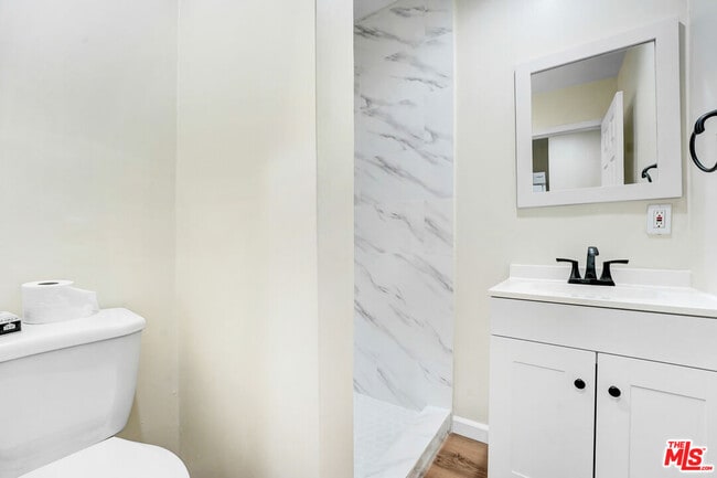 Building Photo - 845 N Hagar St