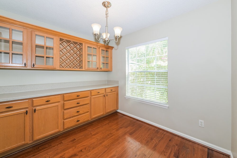 Building Photo - 573 Redberry Ln