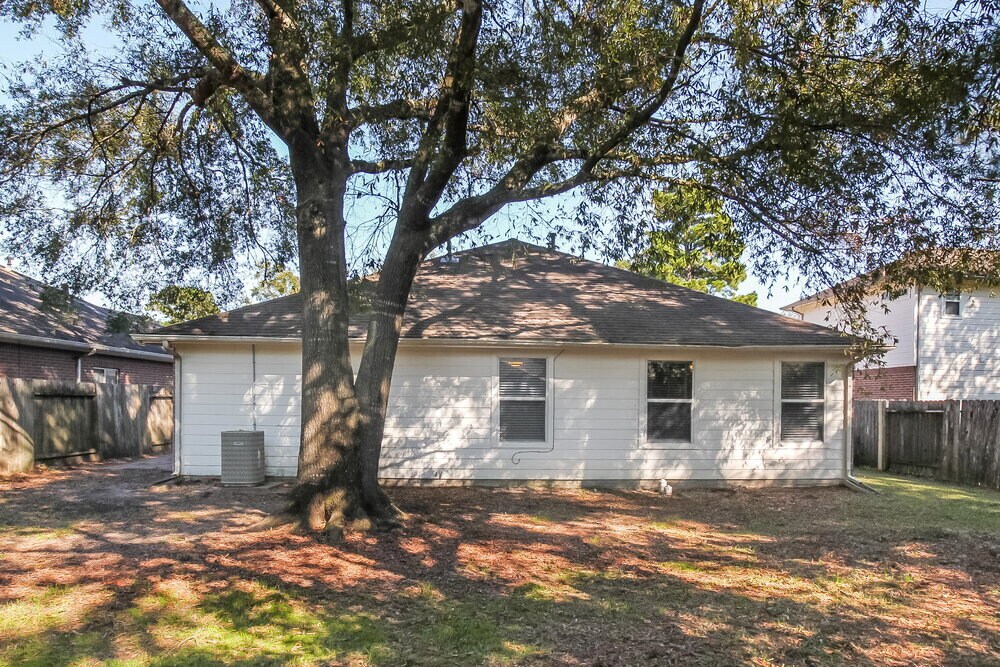 Building Photo - 22215 Nobles Crossing Dr