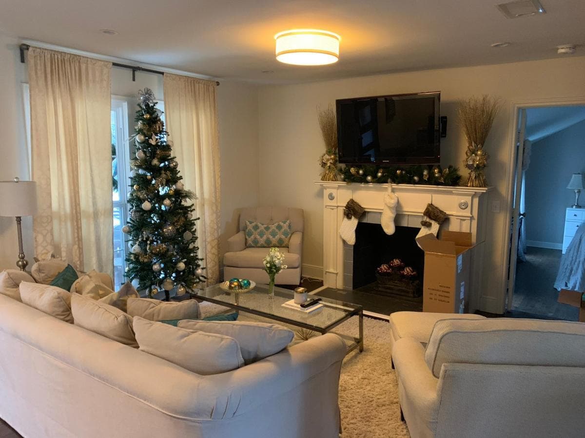 Building Photo - 5027 Wenonah Dr