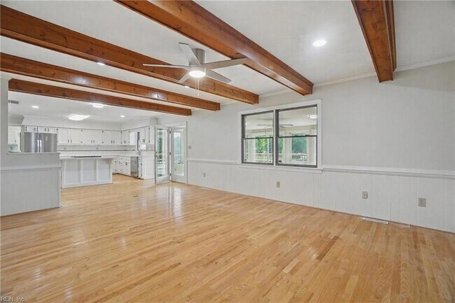 Building Photo - 1724 Hodges Ferry Rd