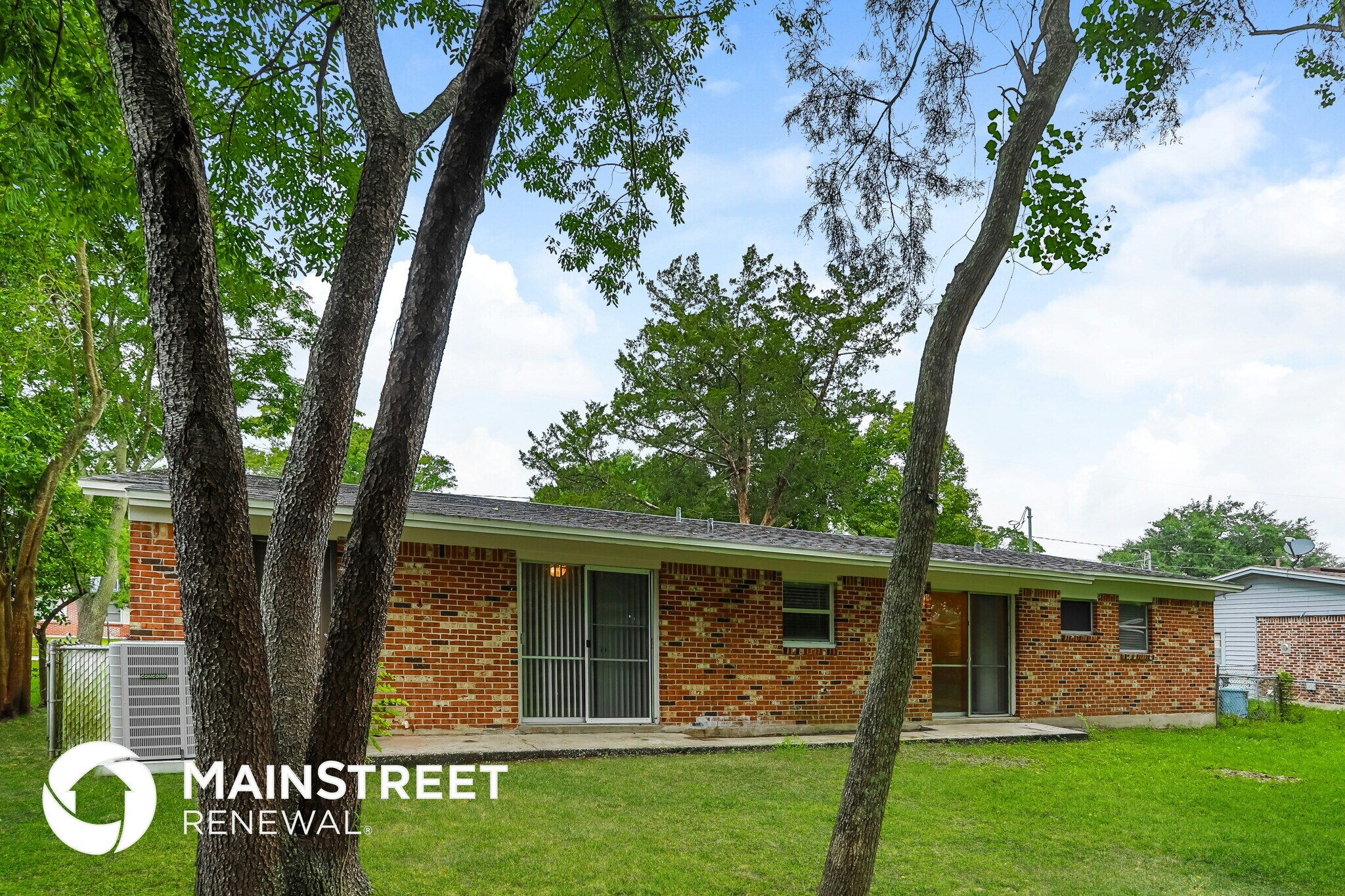 Building Photo - 5849 Wending Dr