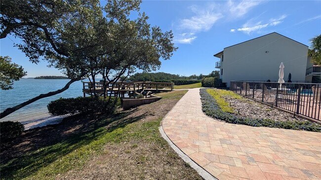 Building Photo - 1515 Pinellas Bayway S