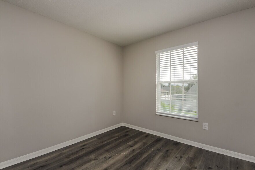 Building Photo - 251 Southbridge Cir