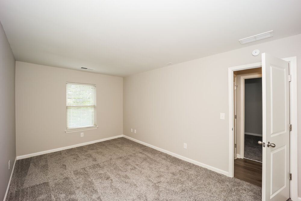 Building Photo - 7 Southwind Cir