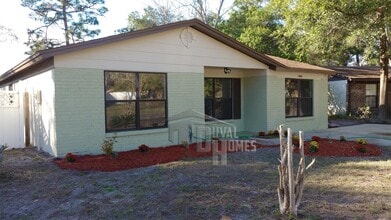 Building Photo - 2620 Kenwood Dr W