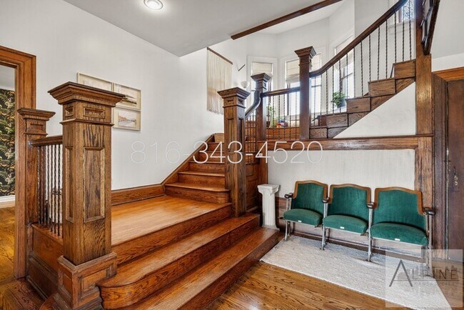 Building Photo - Indoor Pool! FULLY Furnished Short or Mid Term Rental