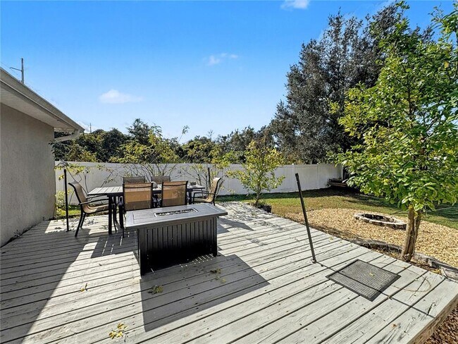 Building Photo - 1380 9th Ave