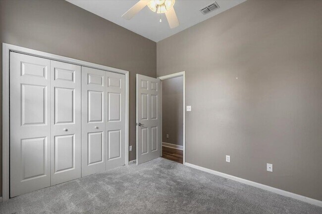 Building Photo - 1799 Cassatt Dr