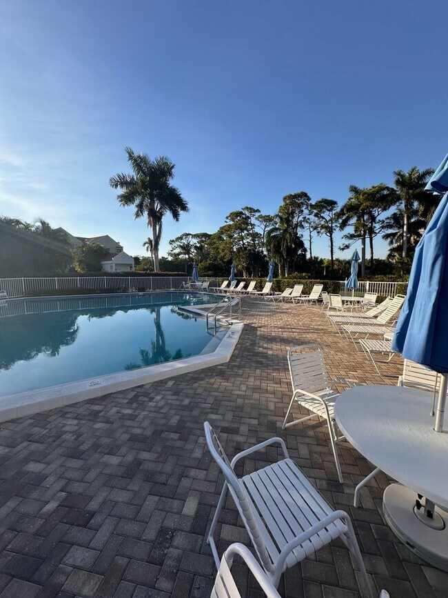 Building Photo - Fully Furnished Seasonal 3-Bed Condo Rental in Windstar