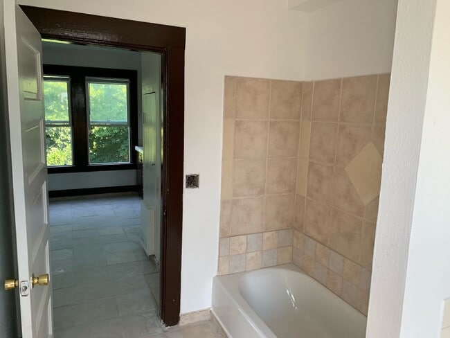 Building Photo - 12 D St NW