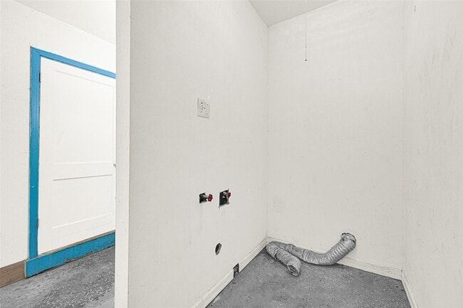 Building Photo - 3626 Yosemite St
