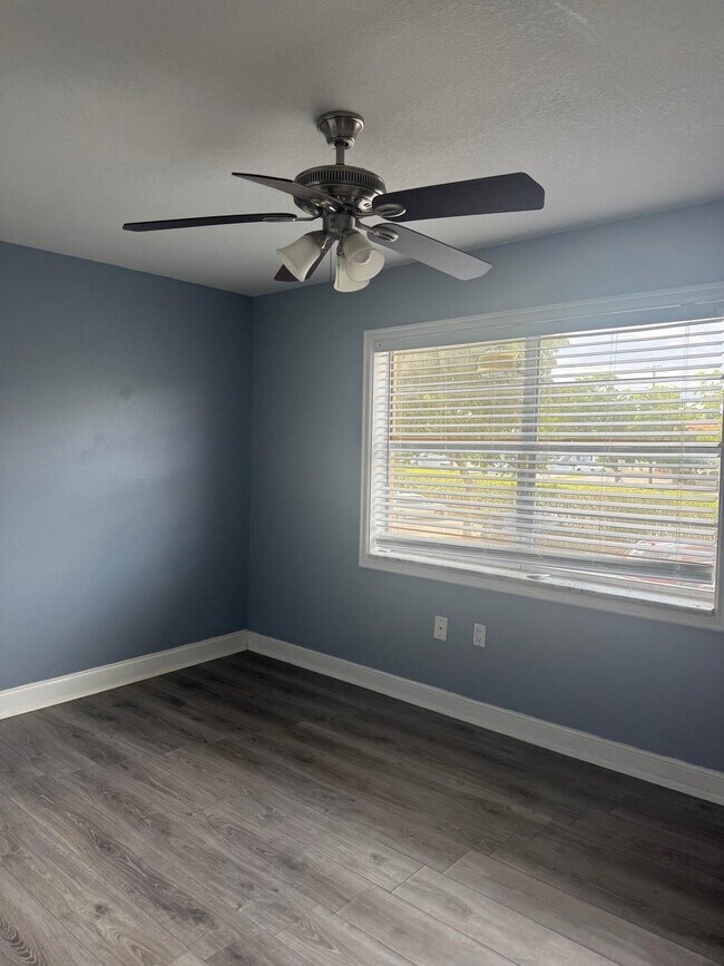 Building Photo - 4344 NW 9th Ave