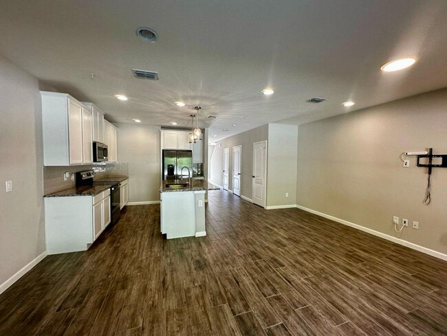 Building Photo - Apopka Rental Home