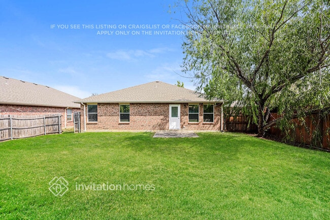 Building Photo - 2713 Morning Song Dr