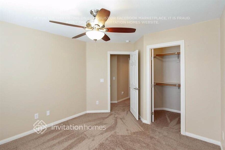 Building Photo - 357 Shimmering Moon St