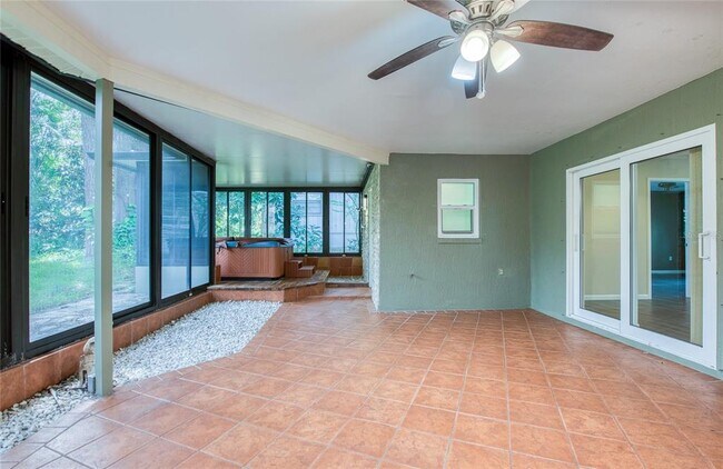 Building Photo - 2143 Salisbury Ct