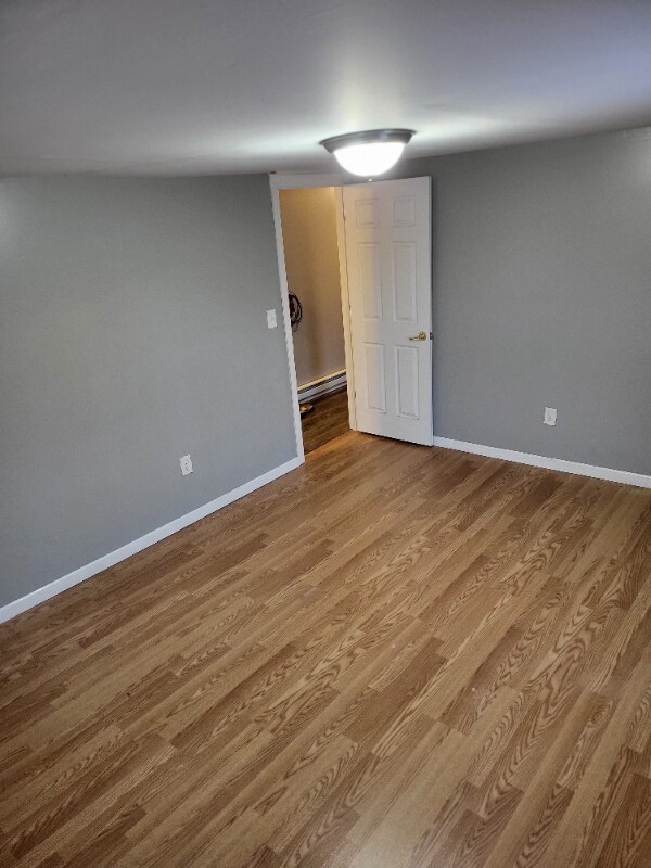 Building Photo - 107 Canaan St