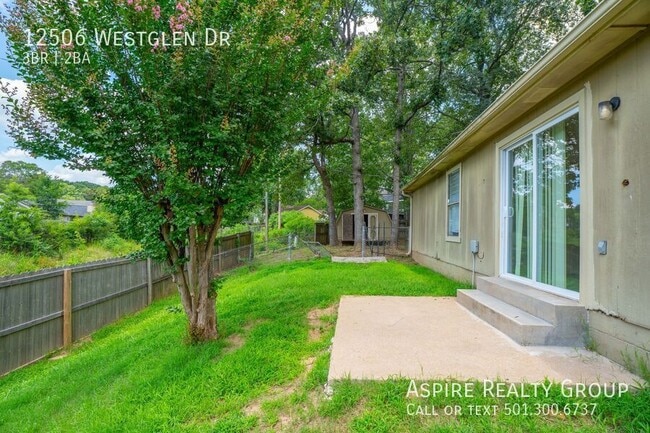 Building Photo - 12506 Westglen Dr