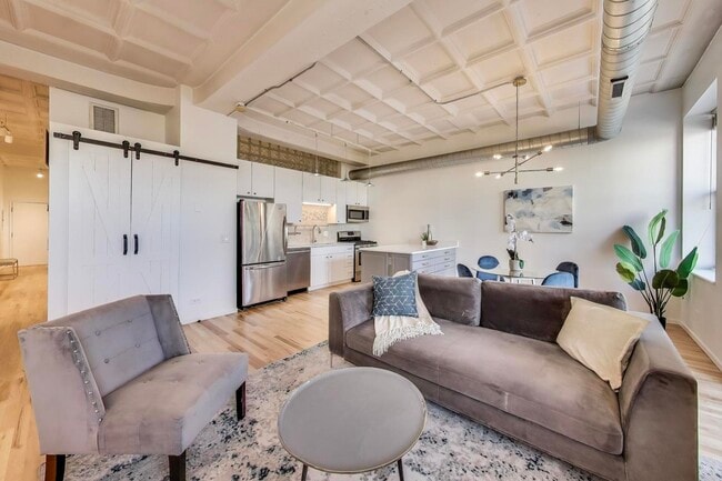 Building Photo - 1307 S Wabash Ave