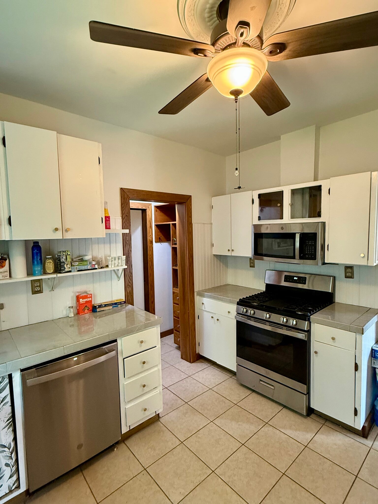 Building Photo - 4644 Cornelius Ave