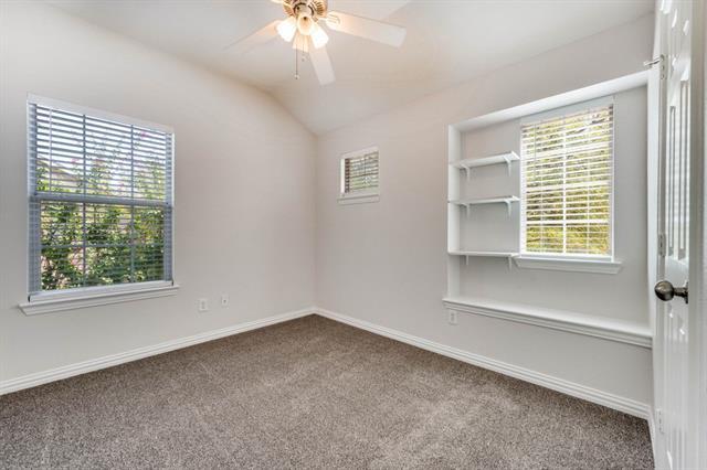 Building Photo - 510 Kingscote Ct