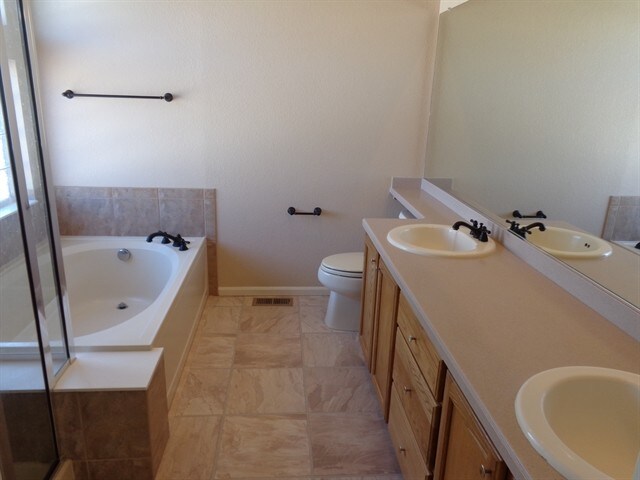 Building Photo - 18763 E 51st Ave