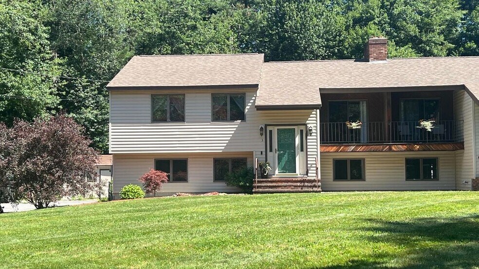 Building Photo - 3 Shady Ln