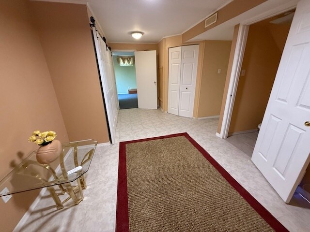 Building Photo - 11 Honeybell Ct