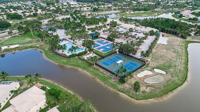 Building Photo - Spacious 3-Bedroom with 3 Full Baths in Royal Palm Beach!