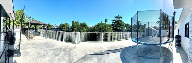 Building Photo - 11401 SW 53rd Terrace