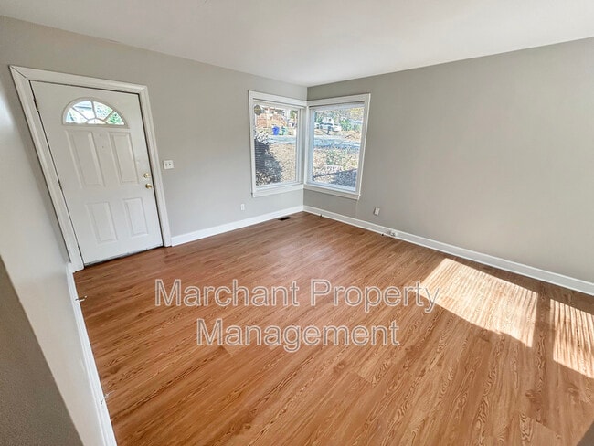 Building Photo - 37 Pacific Ave