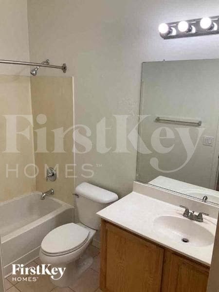 Building Photo - 29365 N 67th Dr