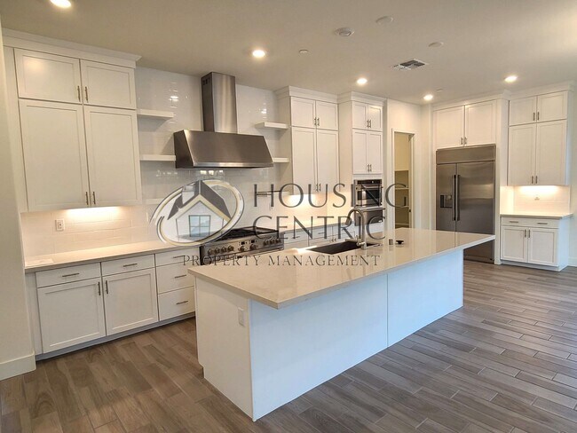 Building Photo - Exceptional Newer Construction Executive Rental in El Dorado Hills