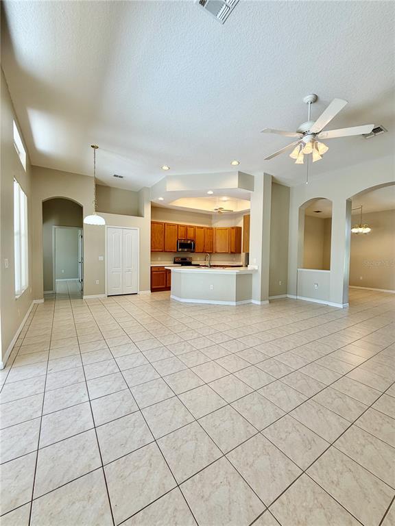 Building Photo - 2708 Wood Pointe Dr