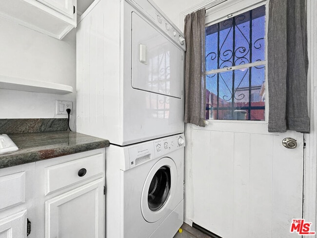 Building Photo - 8513 Wiley Post Ave