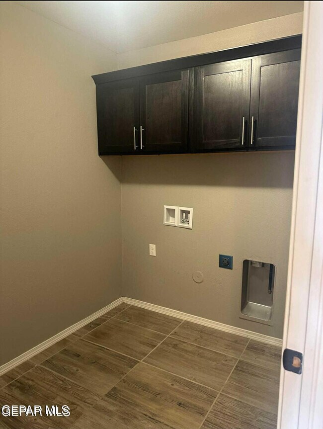 Building Photo - 13661 Mill Hill Ct