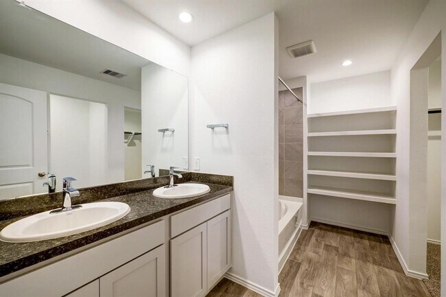 Building Photo - 5446 Creekstone Rise Ln