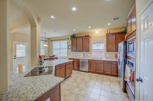 Building Photo - 398 Pecan Meadows