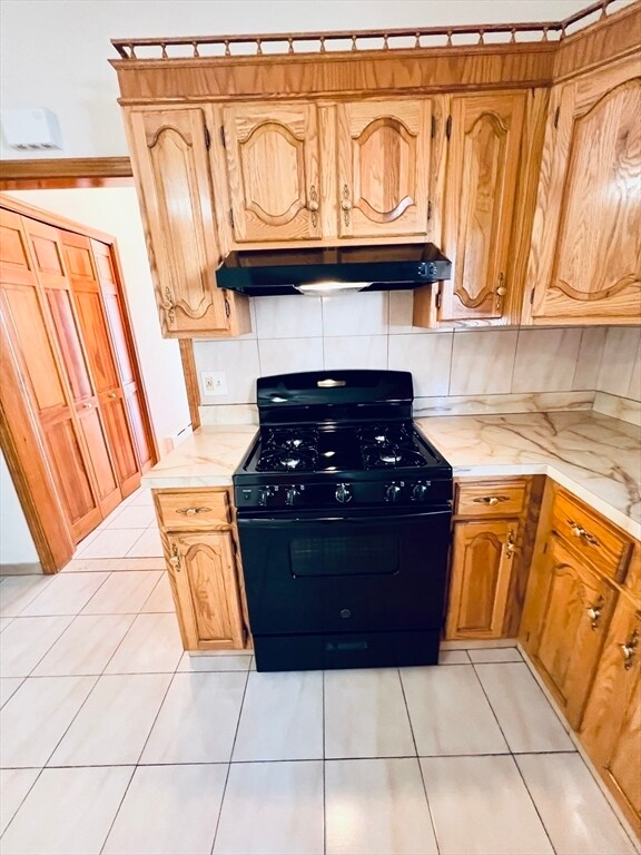 Building Photo - 34 Medford St